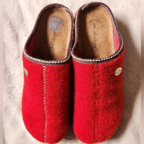 Red Wool Mules - Picture 3 of 6